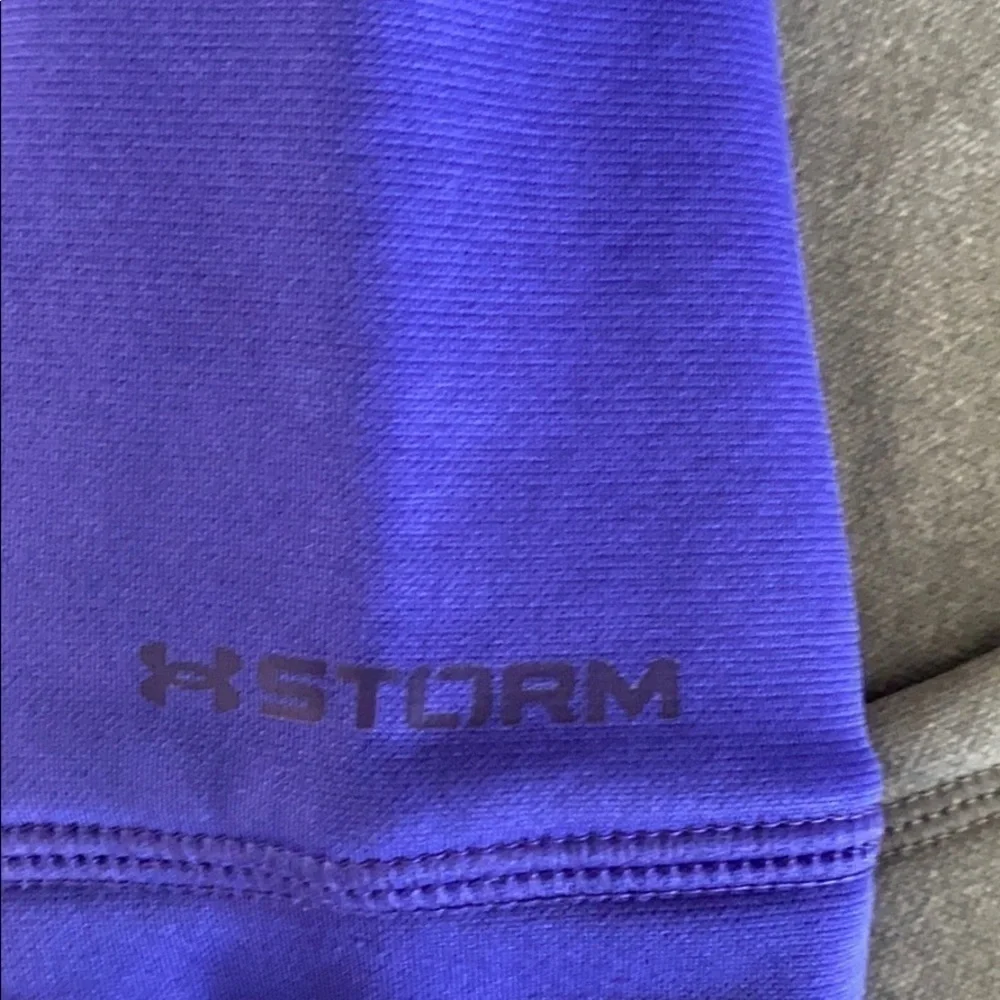 UNDER armour hoodie YMD